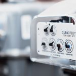 Sesión del Cabildo de El Paso donde se aprueban acciones legales contra aumentos de tarifas de gas y electricidad.